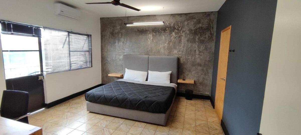 Habitaciones Privadas Con Bano Propio En Una Zona Segura Y Centrica De Guadalajara. Eksteriør bilde